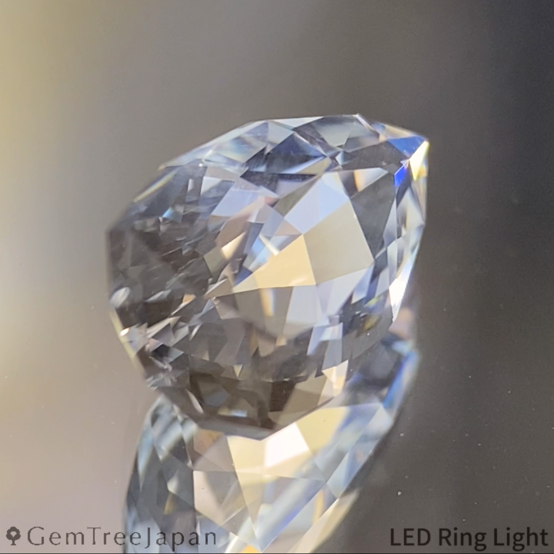 Scapolite 1.833ct / Pakistan