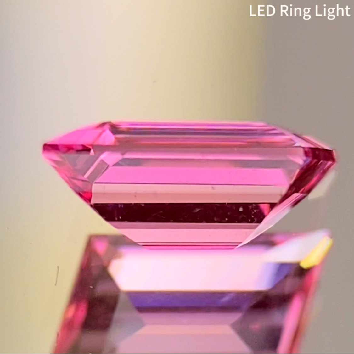 Neon Pink Spinel 0.449ct / Tanzania: Mahenge