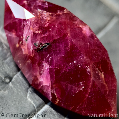 【GTJ Founder's Gem】Un-Heat Ruby 19.280ct / Vietnam