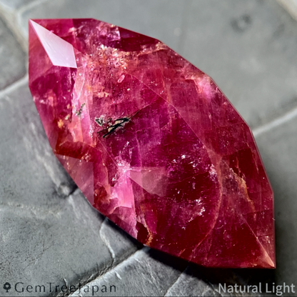 【GTJ Founder's Gem】Un-Heat Ruby 19.280ct / Vietnam