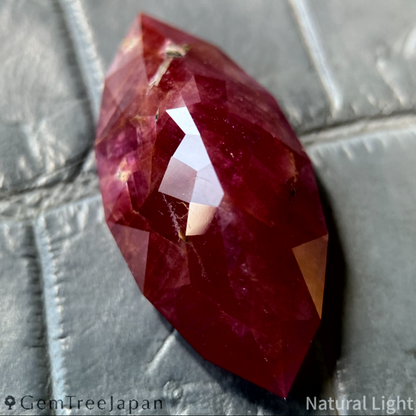【GTJ Founder's Gem】Un-Heat Ruby 19.280ct / Vietnam