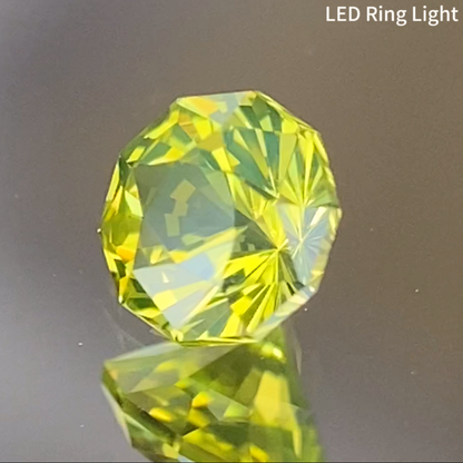 Parrot Chrysoberyl 0.389ct / Tanzania