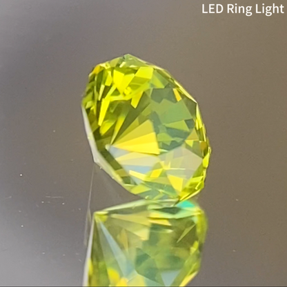 Parrot Chrysoberyl 0.389ct / Tanzania