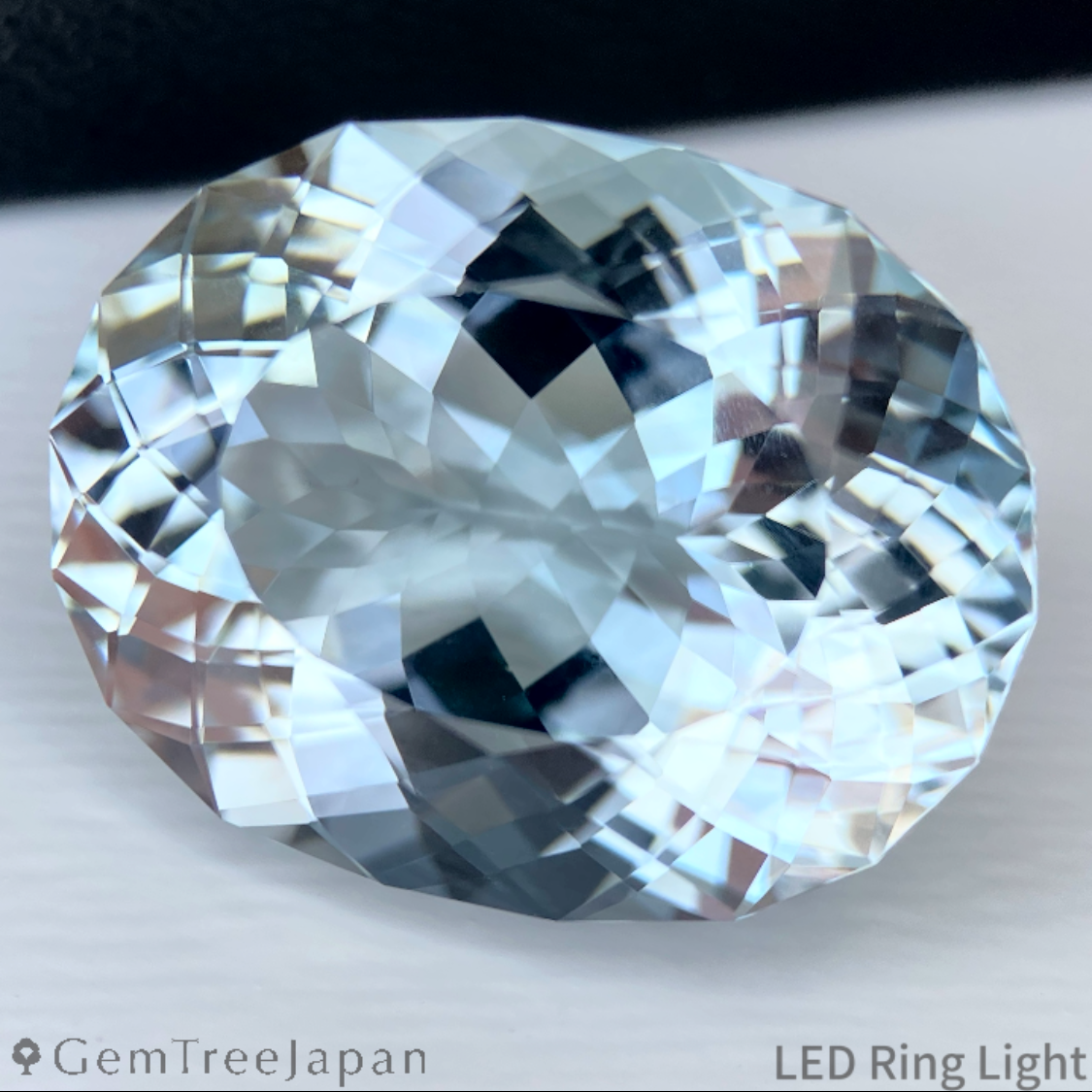 Blue Topaz 24.577ct
