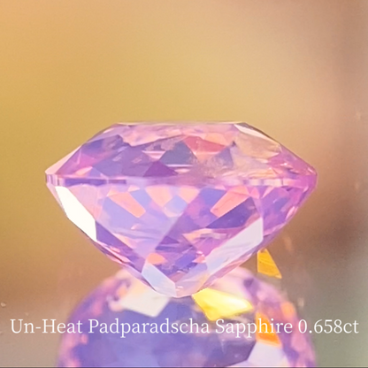 Un-Heat Silky Padparadscha Sapphire 0.658ct / Vietnam