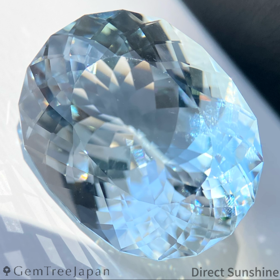 Blue Topaz 24.577ct