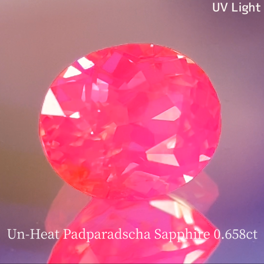 Un-Heat Silky Padparadscha Sapphire 0.658ct / Vietnam