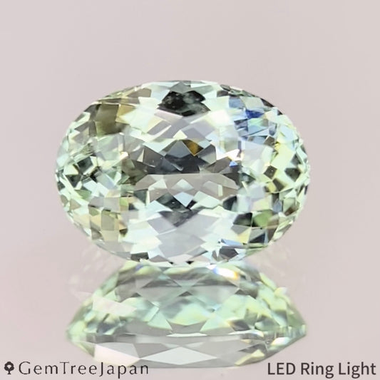 "Pale Green" Kanchanaburi Sapphire 1.119ct / Thailand