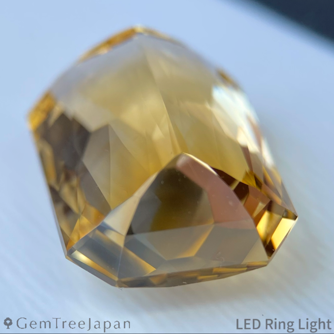 Quartz (Citrine) 12.26ct