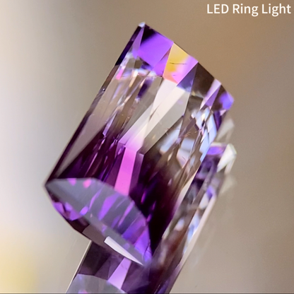 Bi-Color Quartz (Amethyst) 2.09ct