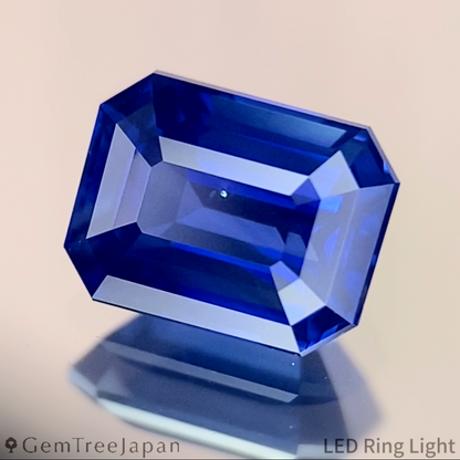 Royal Blue Sapphire 1.138ct / Myanmar (Burma)