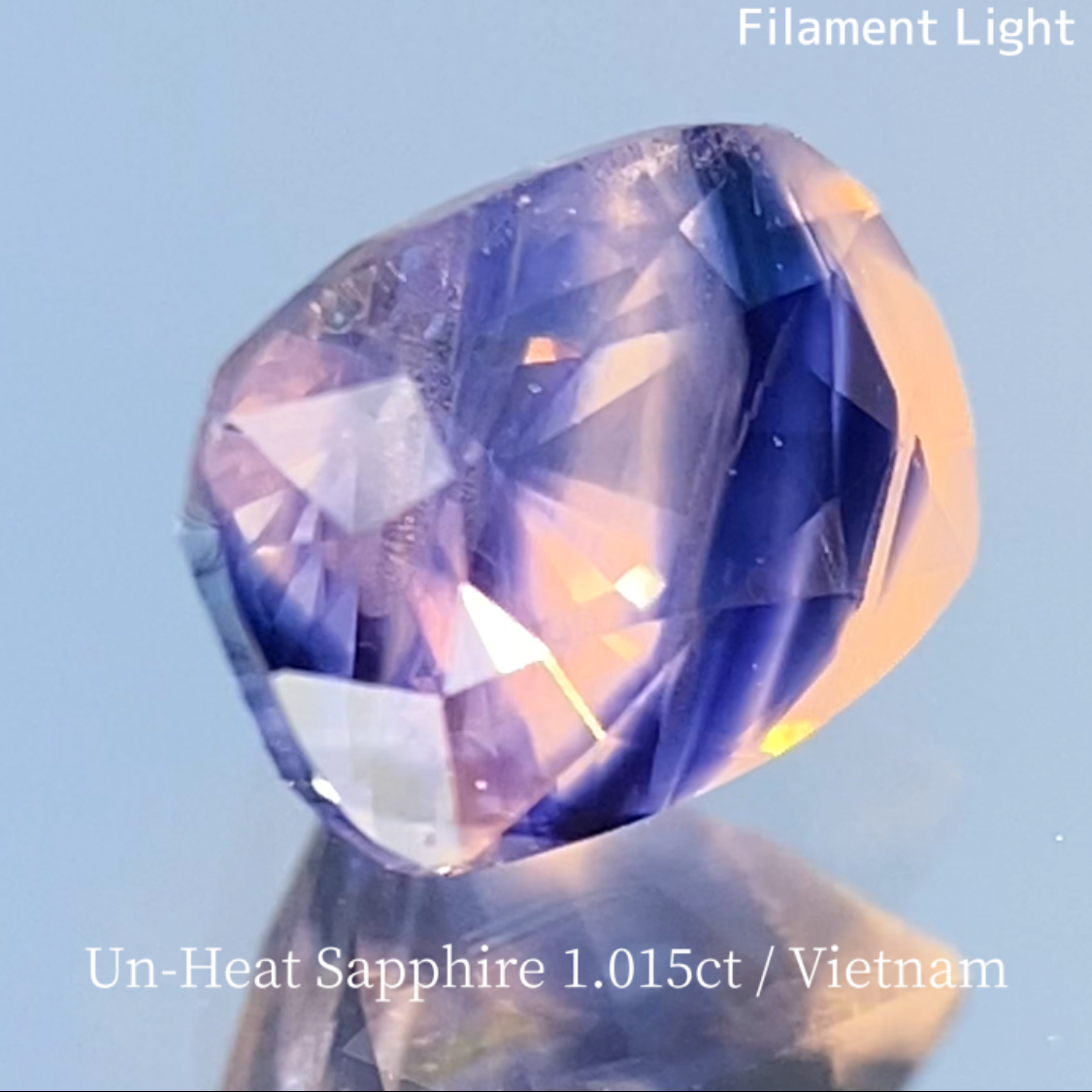 Un-Heat Parti-Color Sapphire 1.015ct / Vietnam