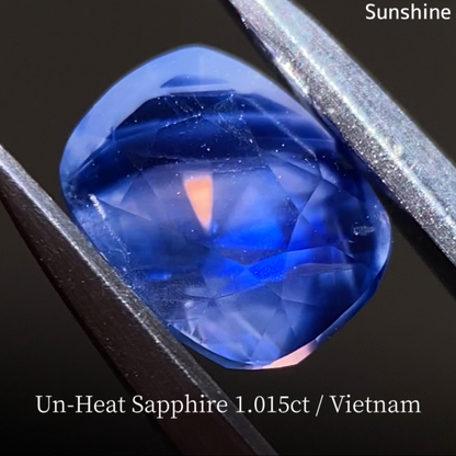 Un-Heat Parti-Color Sapphire 1.015ct / Vietnam