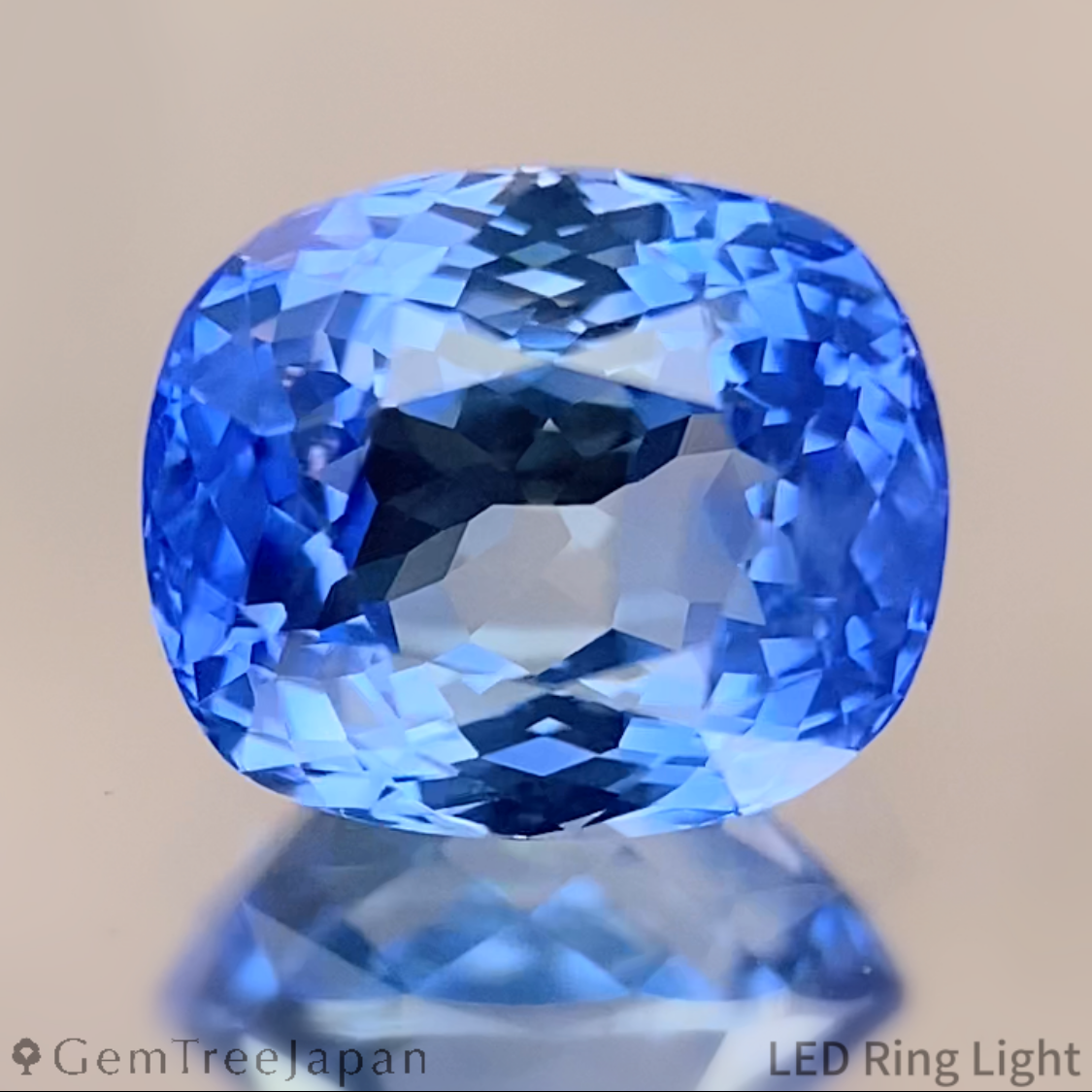 "Sky Blue & Cornflower Blue" Sapphire 2.156ct / Sri Lanka