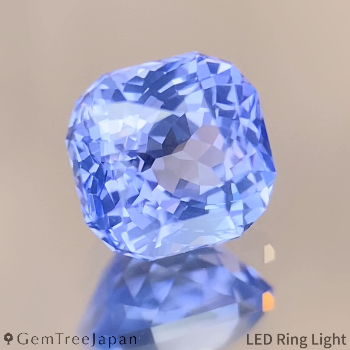 "Lavender & Sky Blue" Silky Sapphire 1.183ct / Sri Lanka
