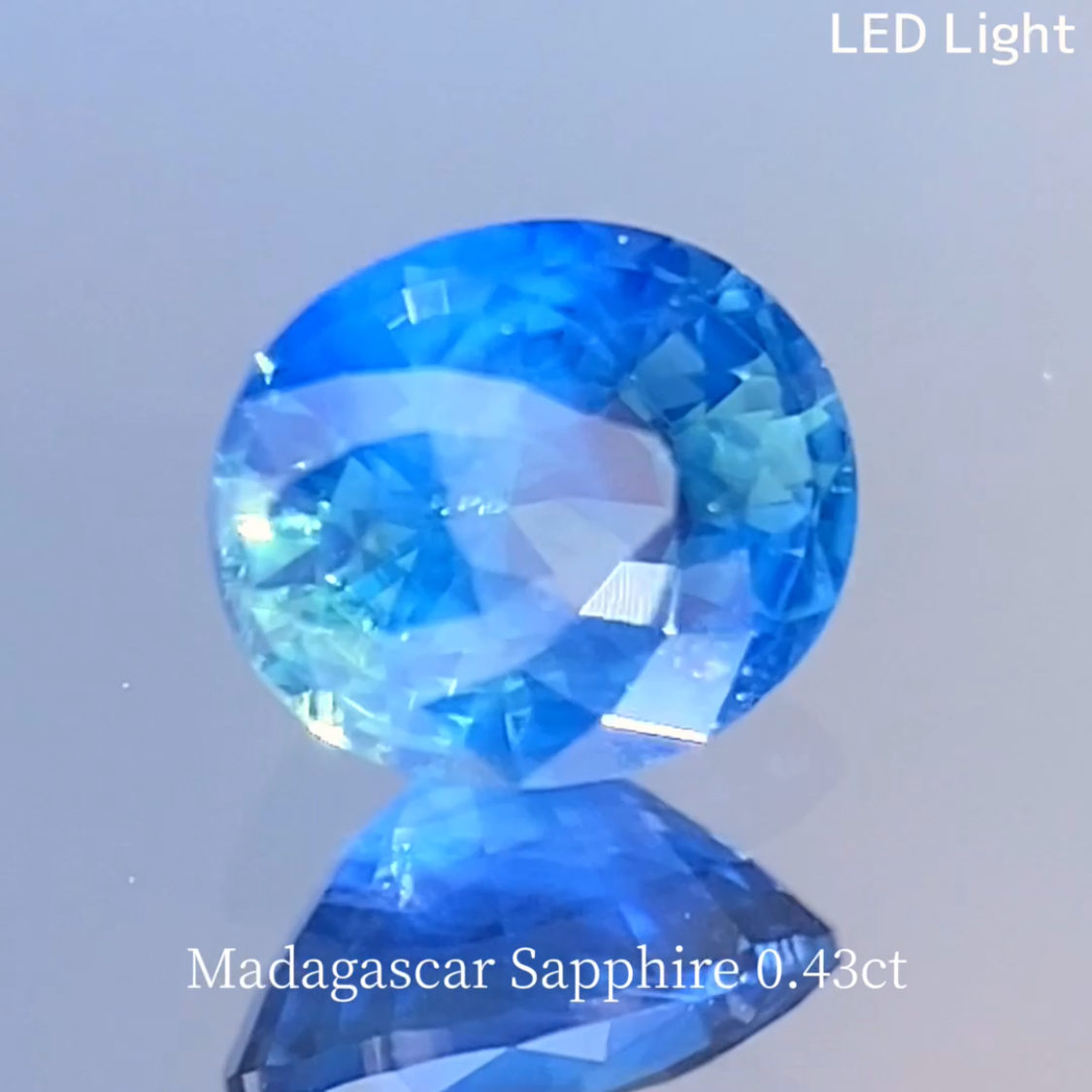 Silky Greenish Blue Sapphire 0.43ct / Madagascar