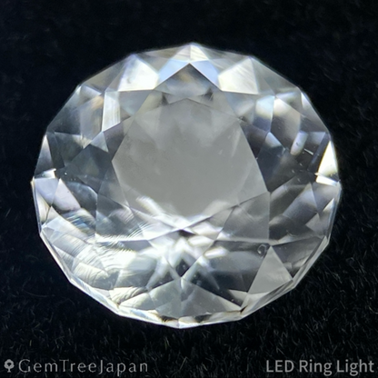 Hyalite Opal 0.940ct / Hungary