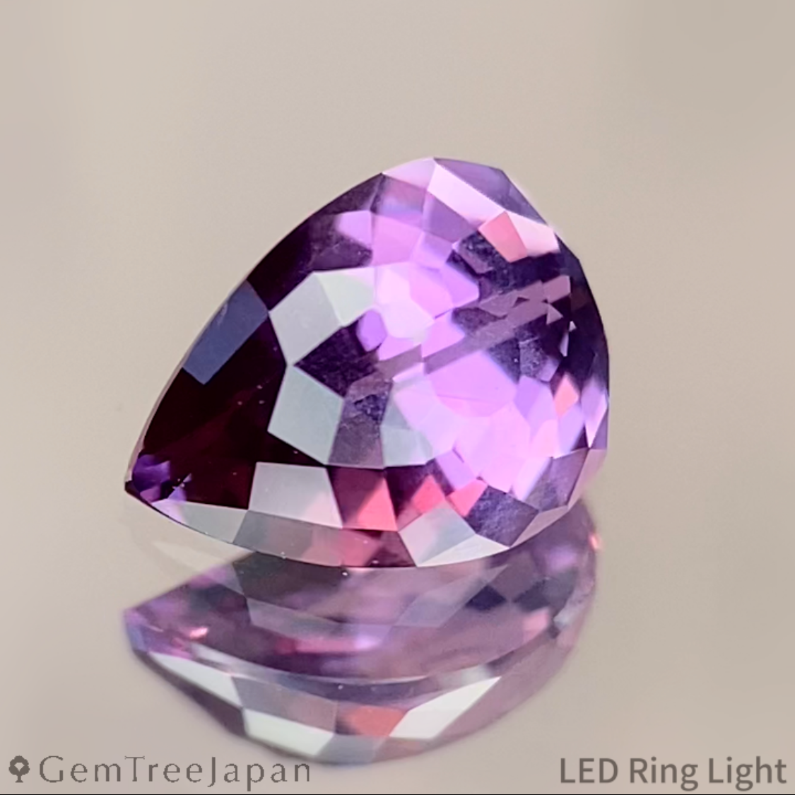 “Water Lily Bud" Un-Heat Sapphire 0.80ct / Madagascar【One Price】
