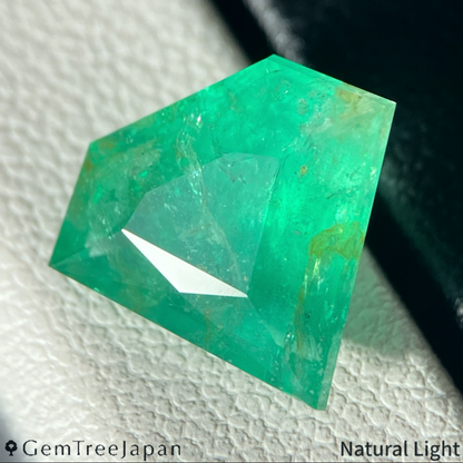 Emerald 3.915ct / Madagascar