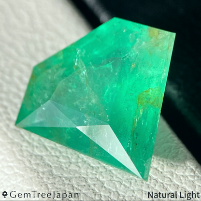 Emerald 3.915ct / Madagascar