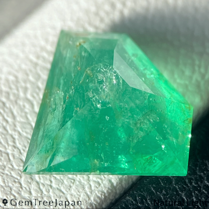 Emerald 3.915ct / Madagascar