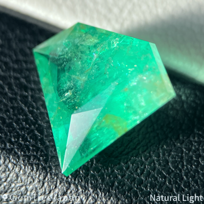 Emerald 3.915ct / Madagascar