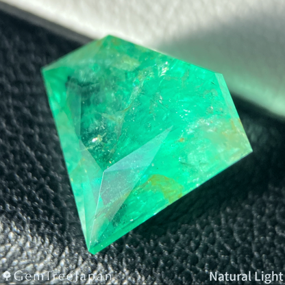 Emerald 3.915ct / Madagascar