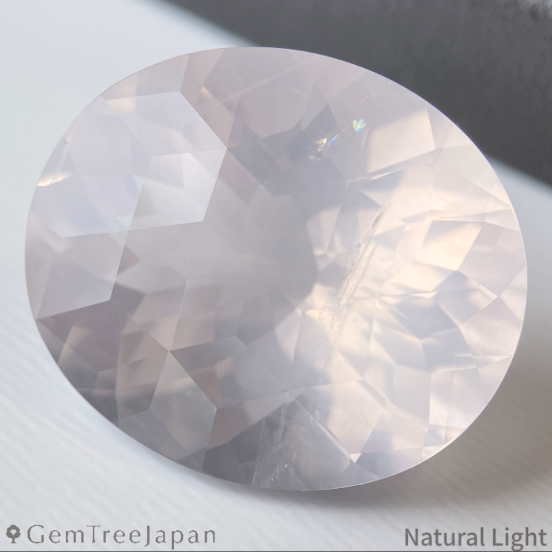 Rose Quartz 39.347ct / Brazil