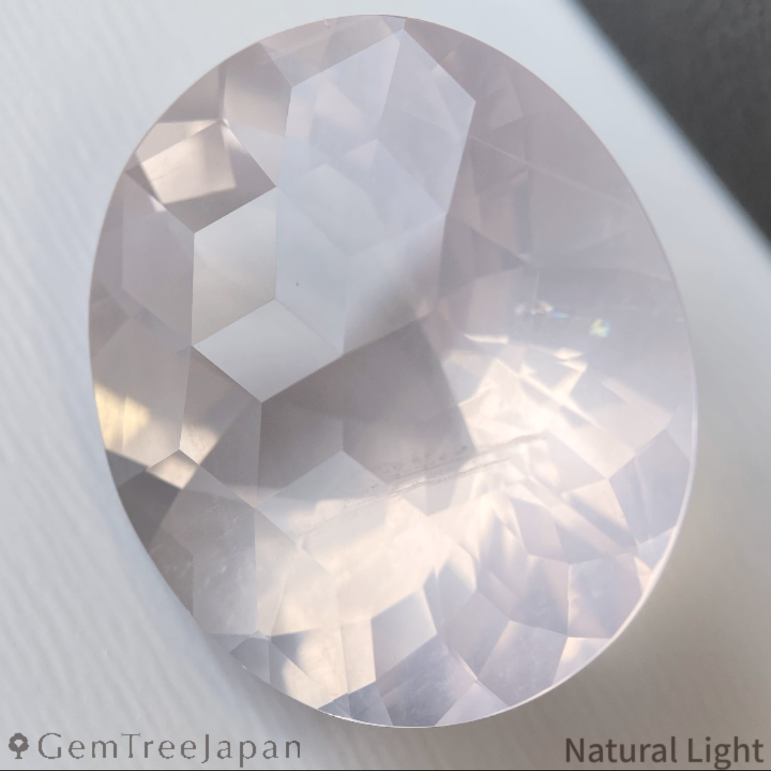 Rose Quartz 39.347ct / Brazil