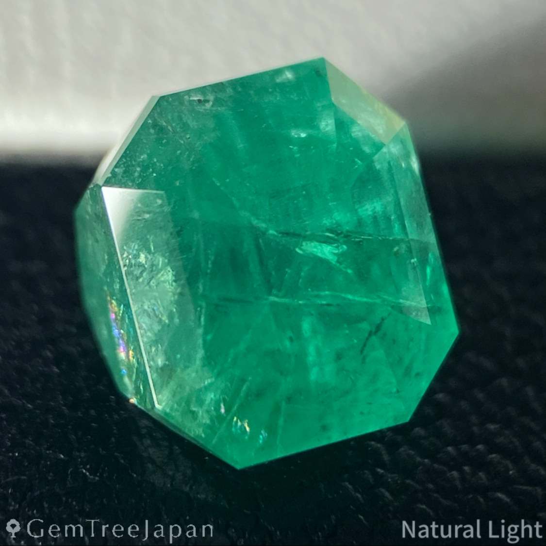 Emerald 3.205ct / Madagascar