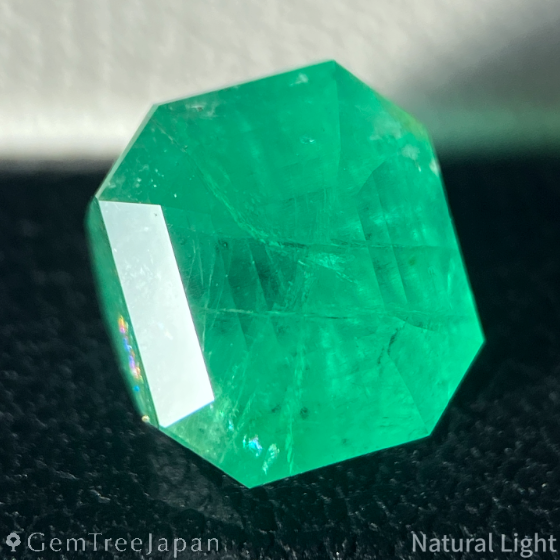 Emerald 3.205ct / Madagascar