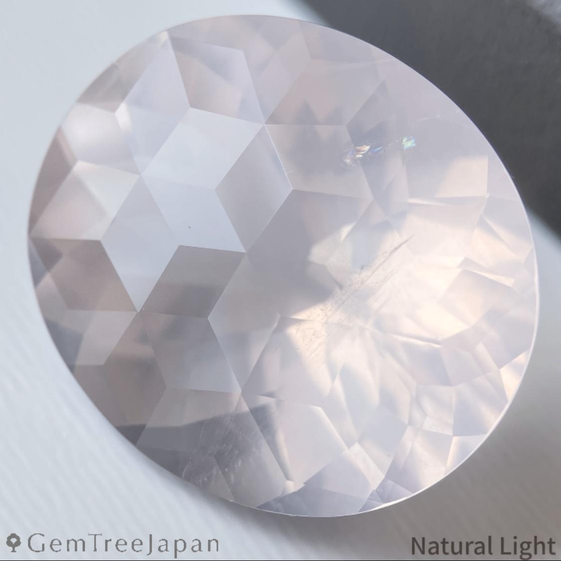 Rose Quartz 39.347ct / Brazil