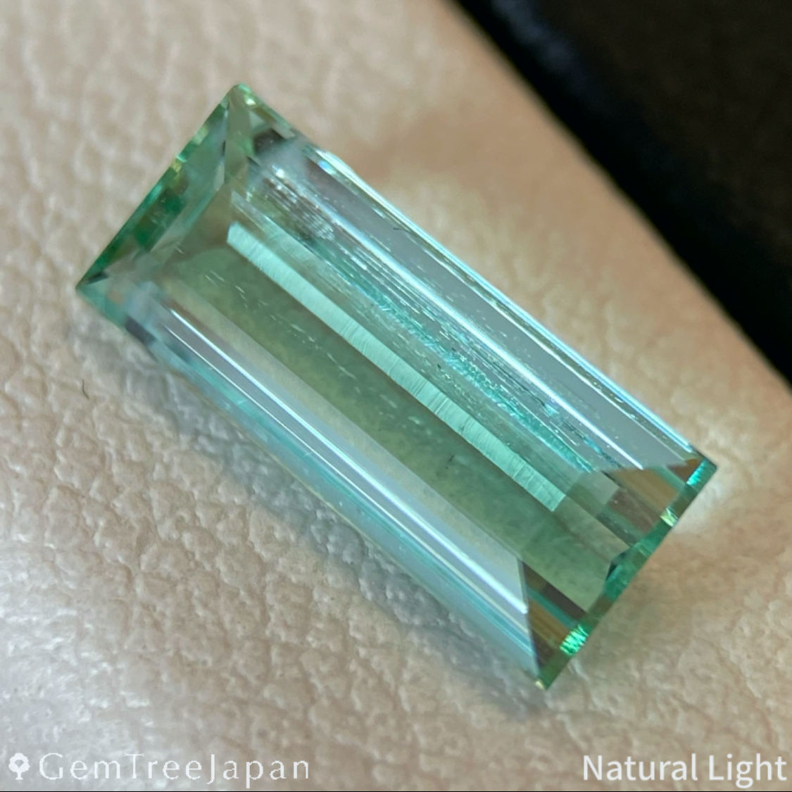 Green Beryl 1.127ct / Nigeria