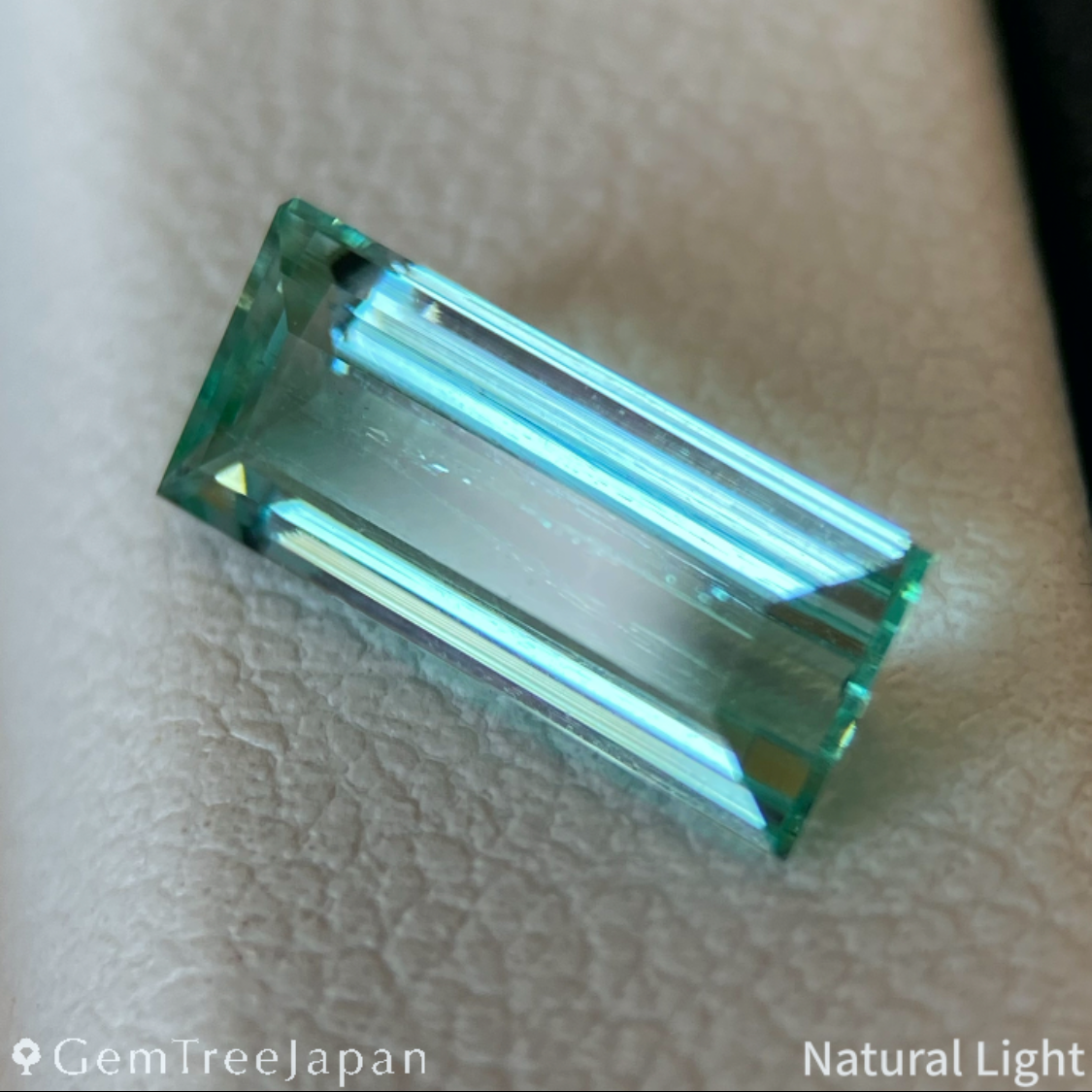 Green Beryl 1.127ct / Nigeria