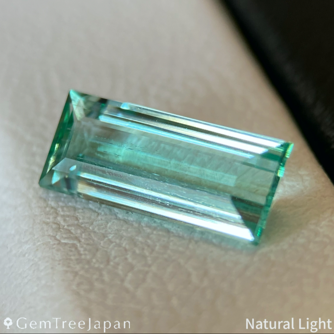 Green Beryl 1.127ct / Nigeria