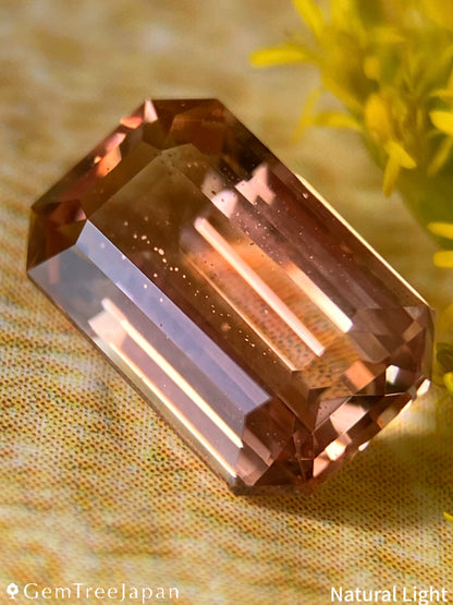 【Trial Price】Oregon Sunstone 1.657ct / U.S.A.