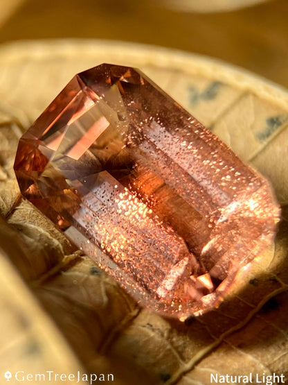 【Trial Price】Oregon Sunstone 1.809ct / U.S.A.