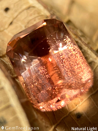 【Trial Price】Oregon Sunstone 1.809ct / U.S.A.
