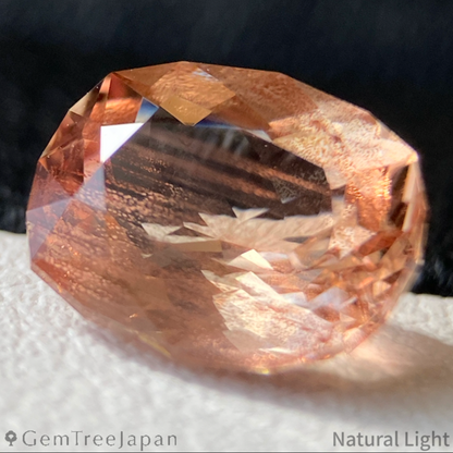 【Trial Price】Oregon Sunstone 1.975ct / U.S.A.