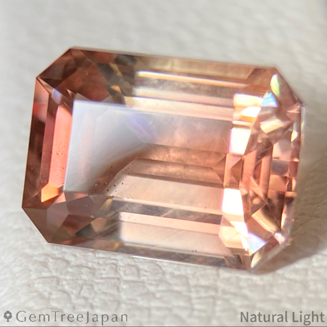 【Trial Price】Oregon Sunstone 1.900ct / U.S.A.
