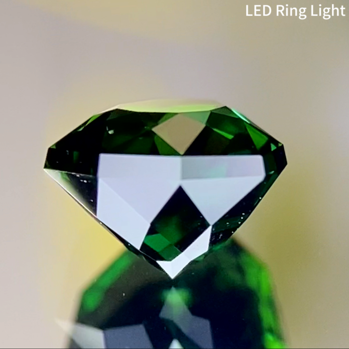 Chrome Tourmaline 0.807ct / Tanzania