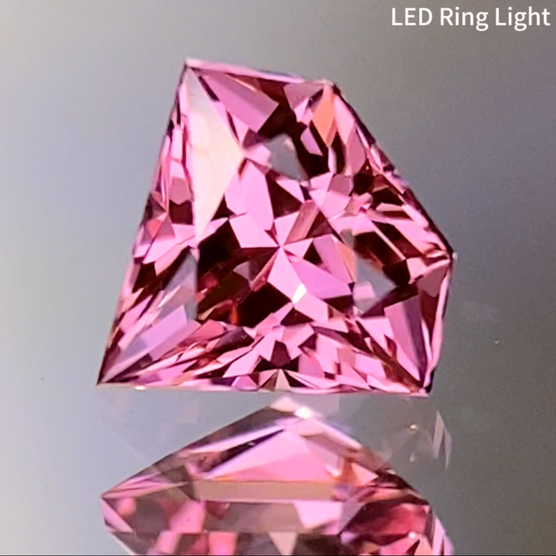 Pink Spinel 0.397ct / Tanzania