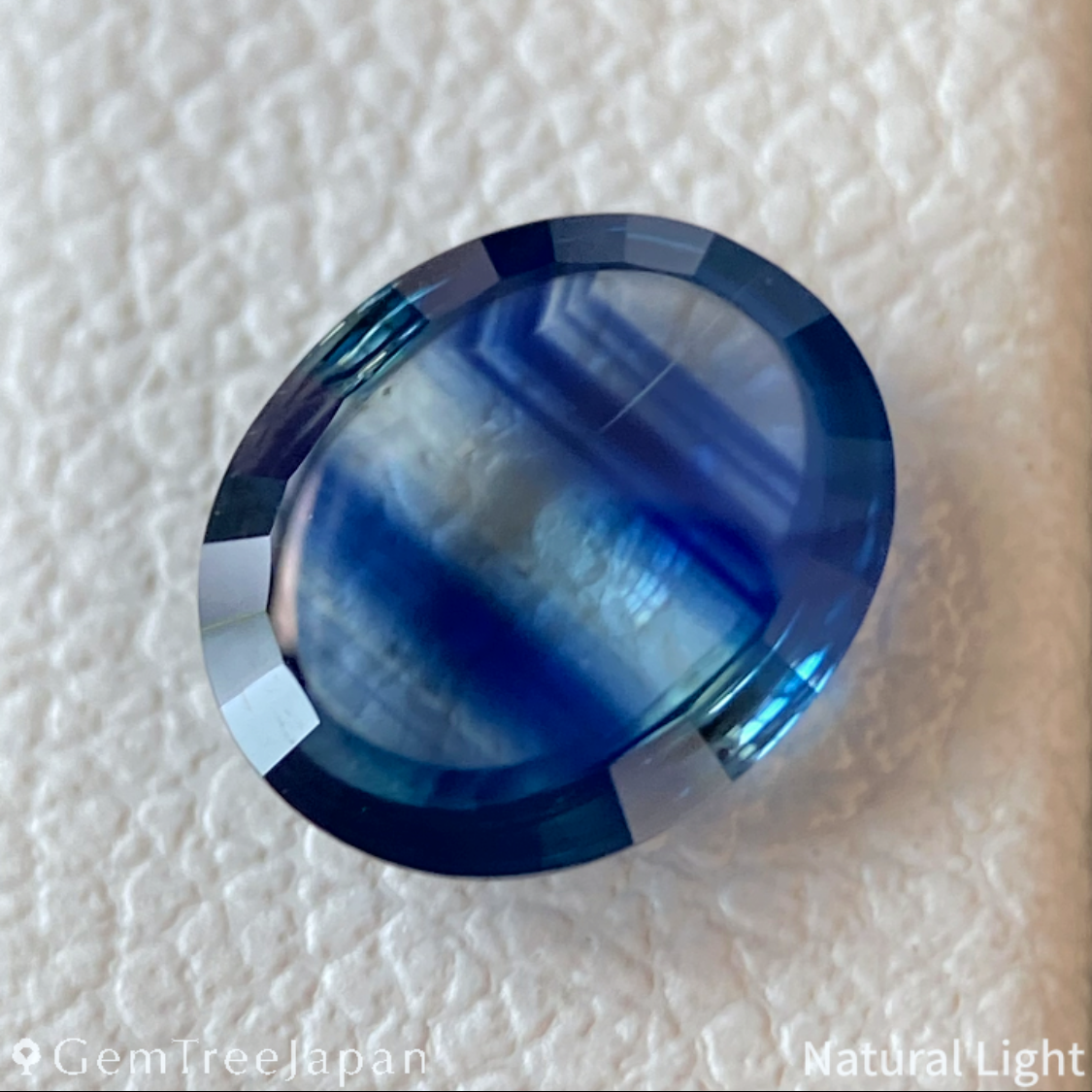 Parti-Color Sapphire 1.011ct / Kanchanaburi(Thailand)