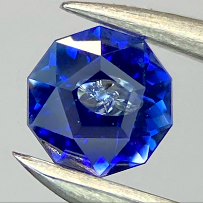 Parti-Color Sapphire 0.27ct / Sri Lanka