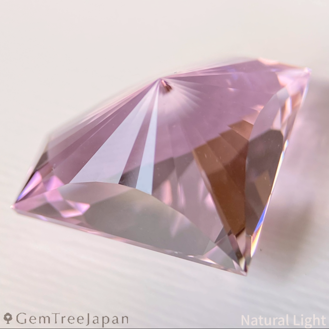 Kunzite 16.29ct / Brazil