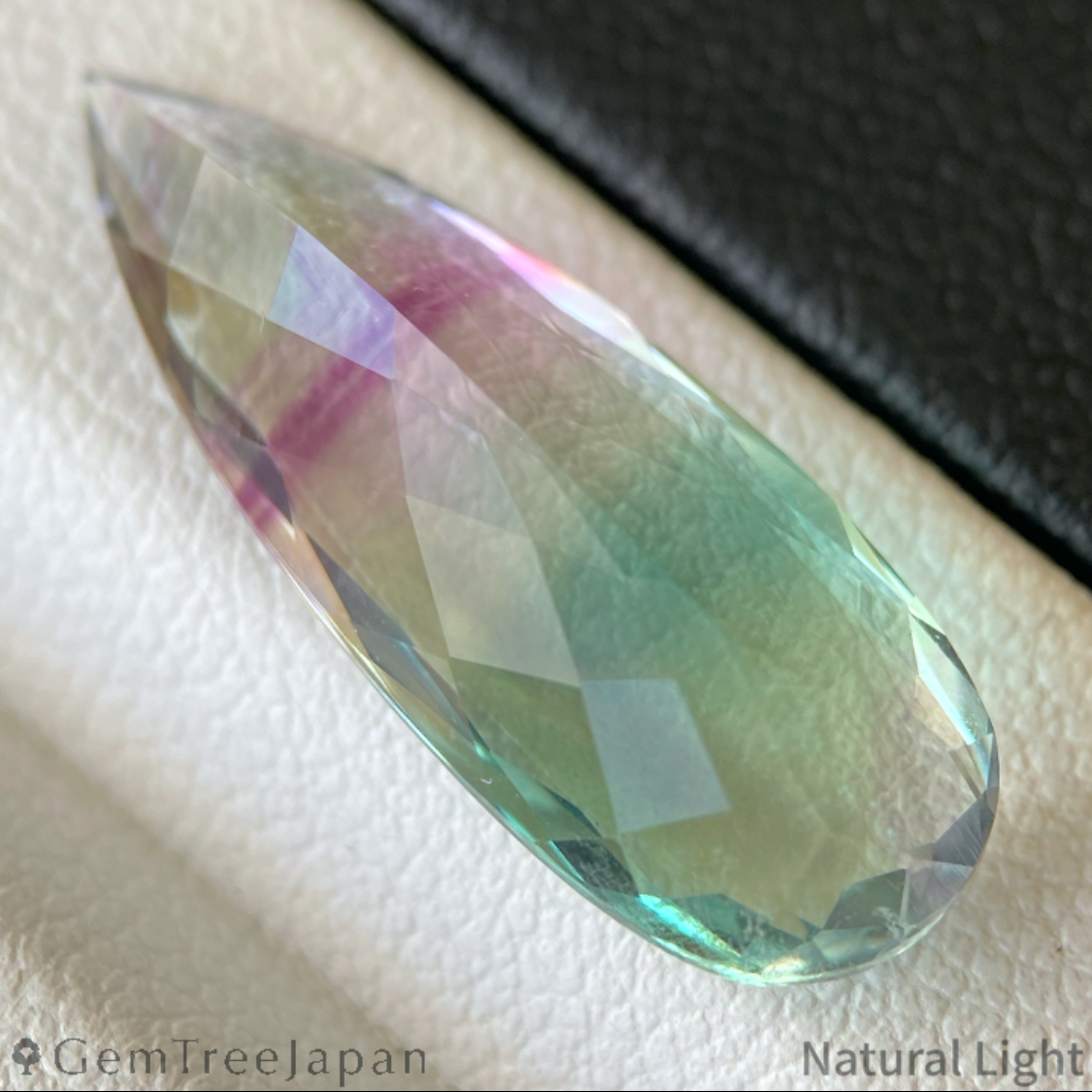 【One Price】Fluorite 10.381ct / Brazil