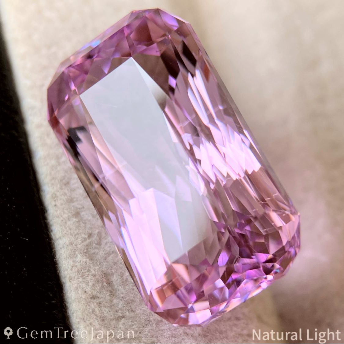 Kunzite 16.555ct / Brazil