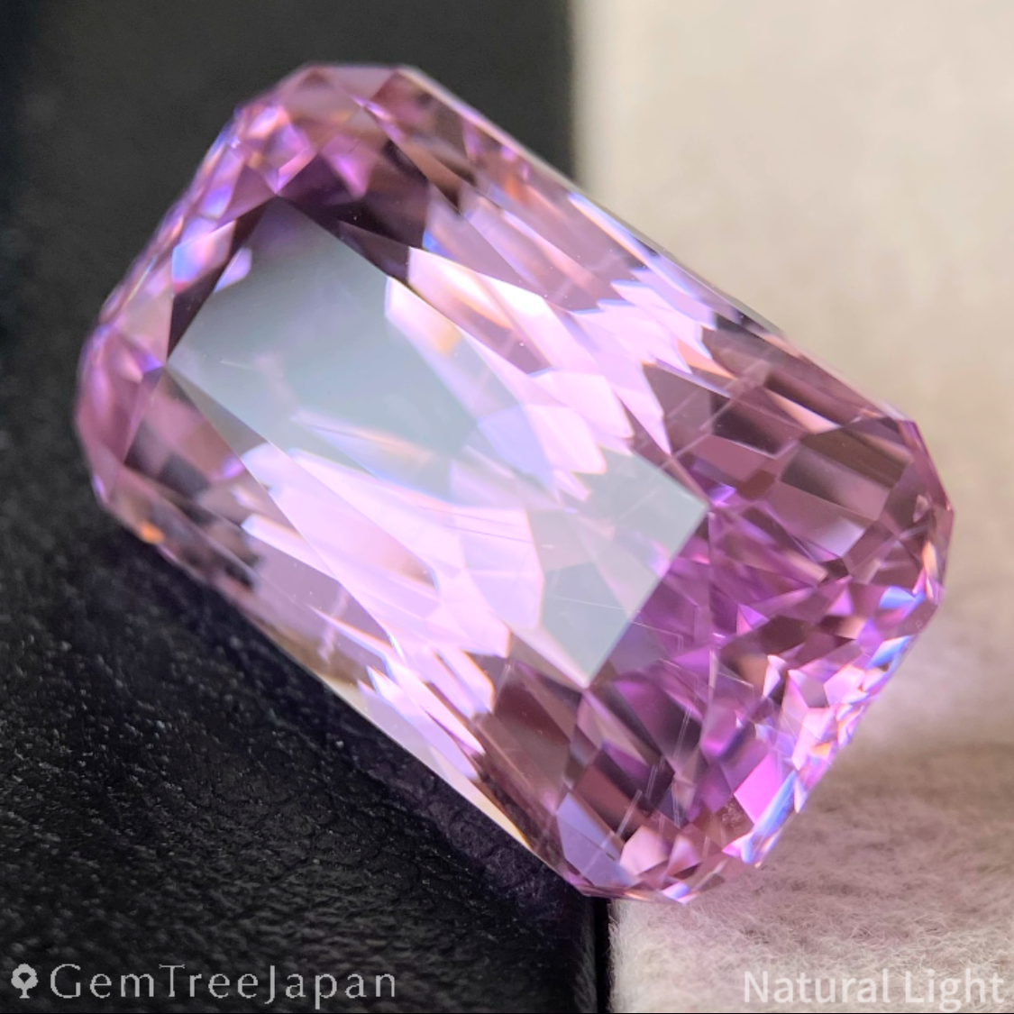 Kunzite 16.555ct / Brazil