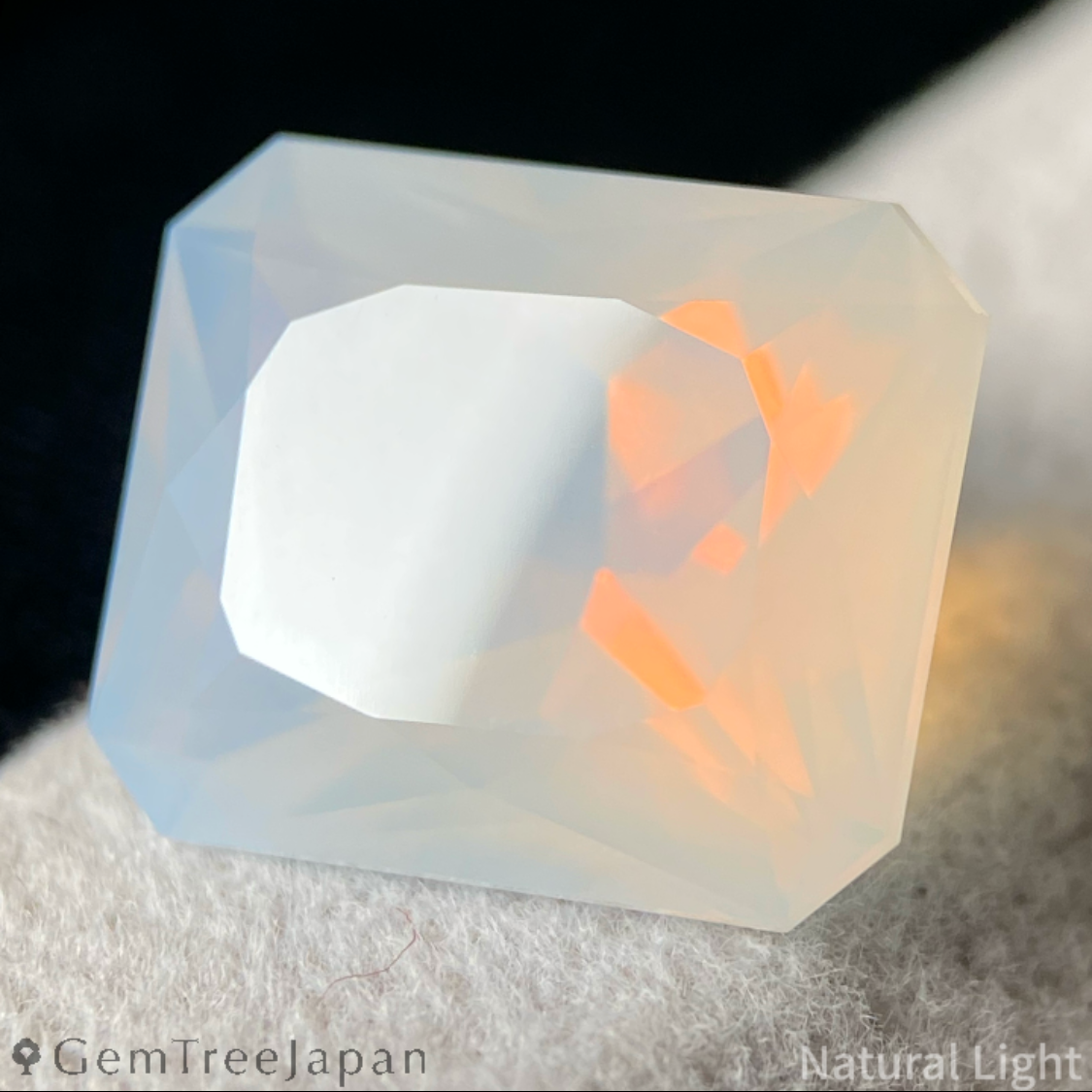 Jelly Opal 4.522ct / Australia