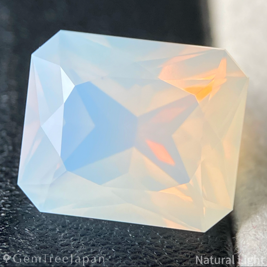 Jelly Opal 4.522ct / Australia